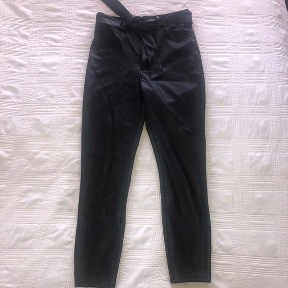Abercrombie & Fitch vegan leather pants - Picture 4 of 5